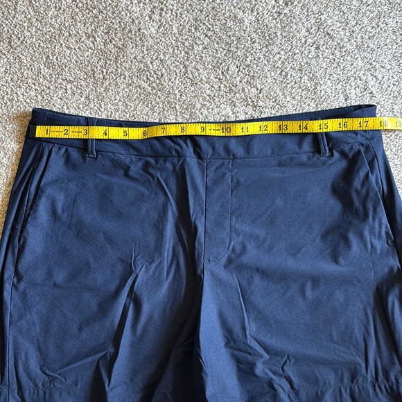SPANX Sunshine Shorts 6” Sun-kissed Navy Blue - Picture 3 of 5